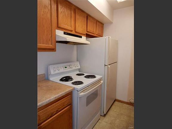 4th image of 1034-1038 Cherry Dr #17646919