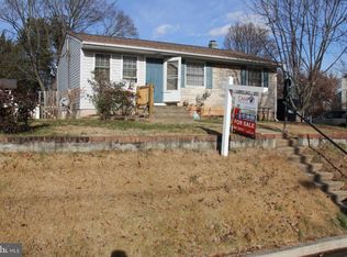 105 Runyon Ct, Manassas Park, VA 20111