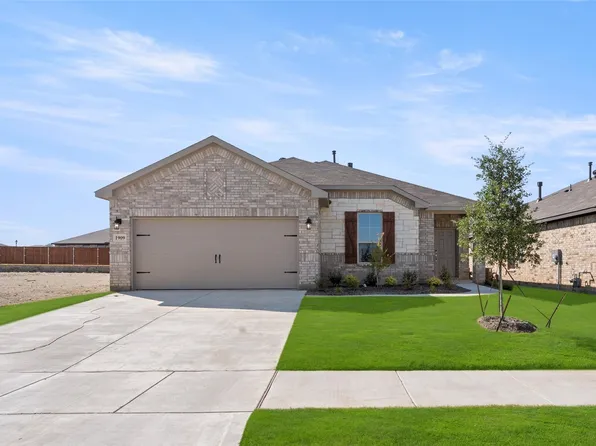 1909 Seminole Dr, Cleburne, TX 76033