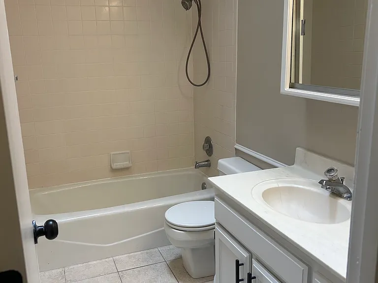 6708 Chalet Ct — Photo 9