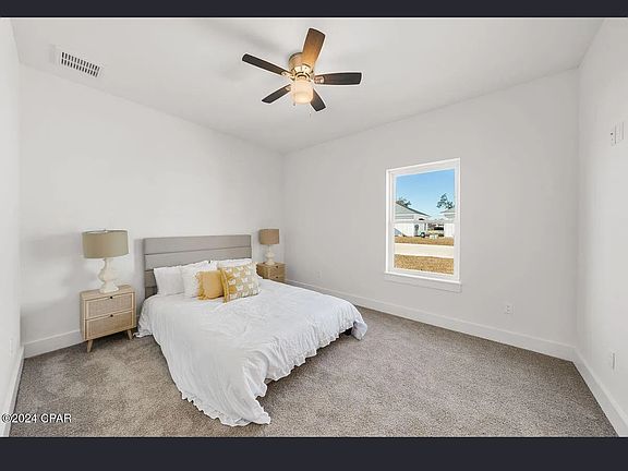 4th image of 2729 Carol Ln #2729