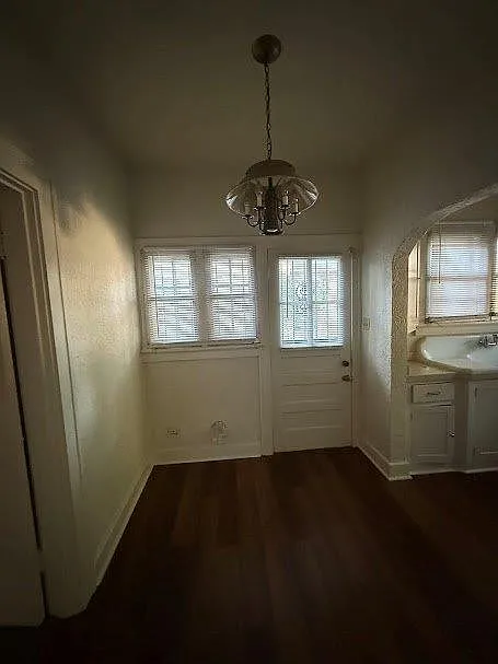 2 bed, 1100 sqft, $925 — Photo 4