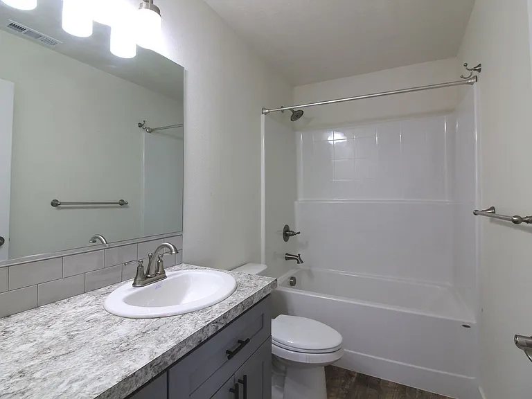 1073 S Cedar Pl — Photo 7