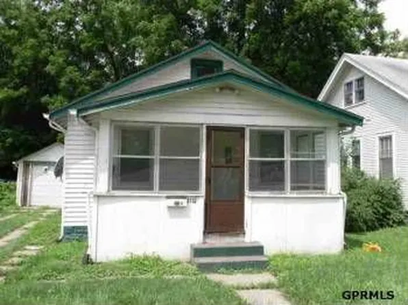 4112 N 39th St, Omaha, NE 68111