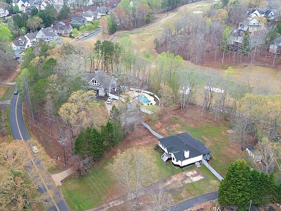 4th image of 80 Dogwood Way