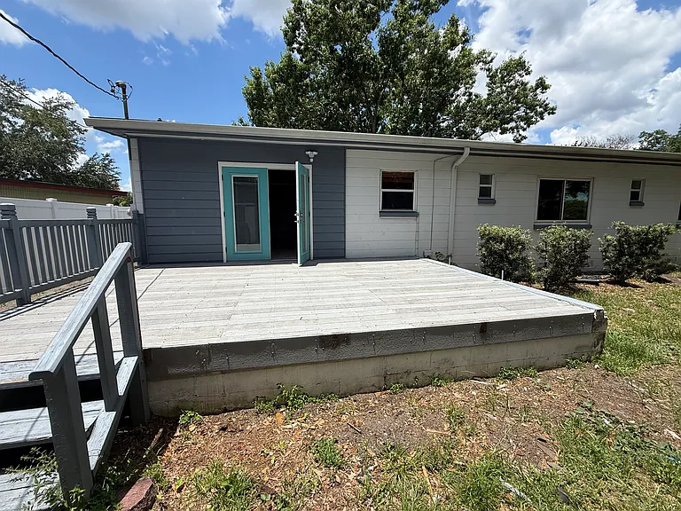 2819 Rogan Rd — Photo 24