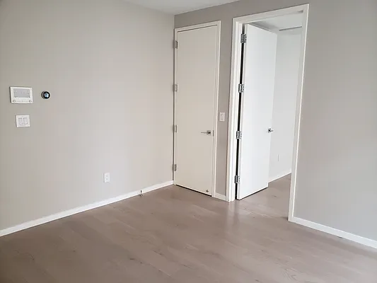 Rented by Chase Global Realty Corp | media 15