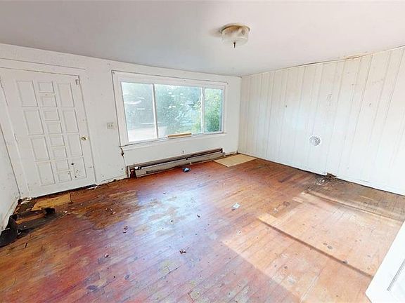 5th image of 5031 Indian River Rd