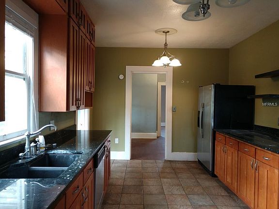 5th image of 509 S 14th St