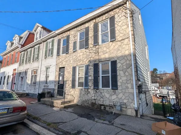 1614 W Market St, Pottsville, PA 17901