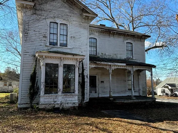 200 S Chester St, Blacksburg, SC 29702