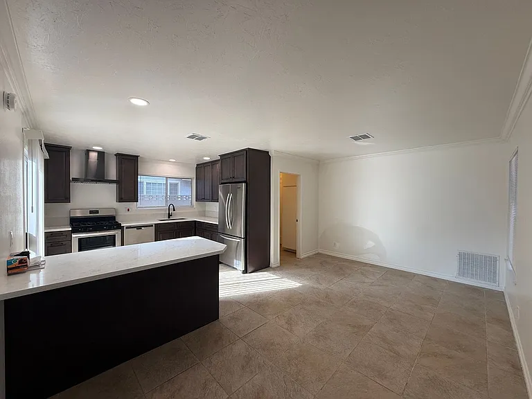 43060 N Larwood St — Photo 5