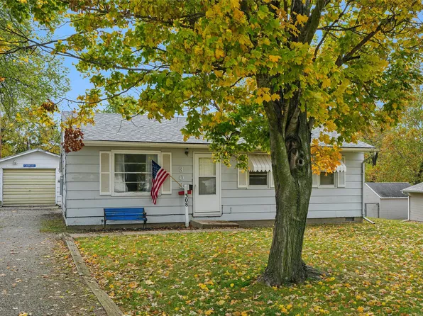 308 E 26th St S, Newton, IA 50208