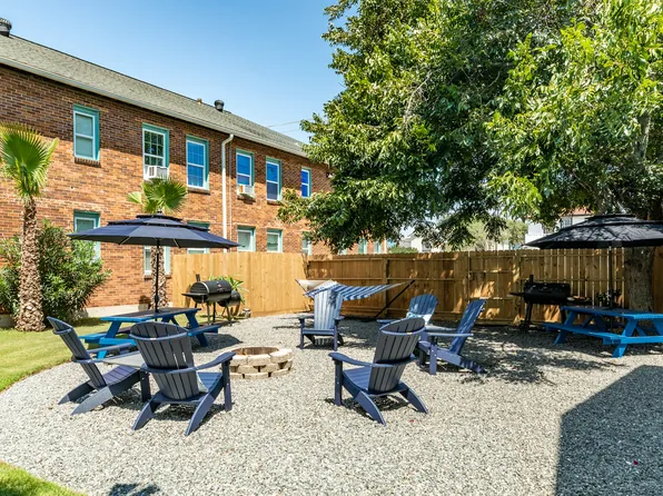 1715 19th St #2, Galveston, TX 77550