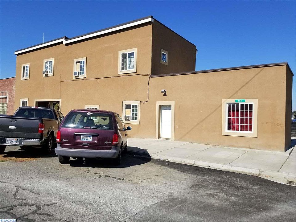 2nd image of 214 E 3rd St