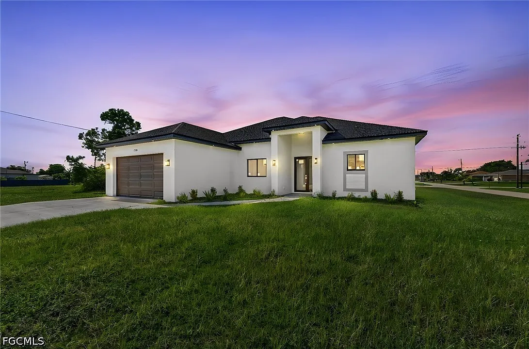 4 bed, 2.5 bath, 1812 sqft, $2,500 — Photo 1