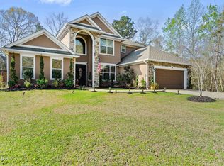 4014 Dunsinane Dr, Ocean Springs, MS 39564