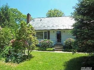 150 Lillian Rd, Nesconset, NY 11767
