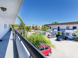 11098 SW 107th St #2B-1BA-700SQFT, Miami, FL 33176