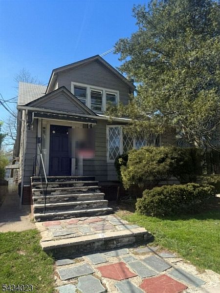 1st image of 12 Hillcrest Rd
