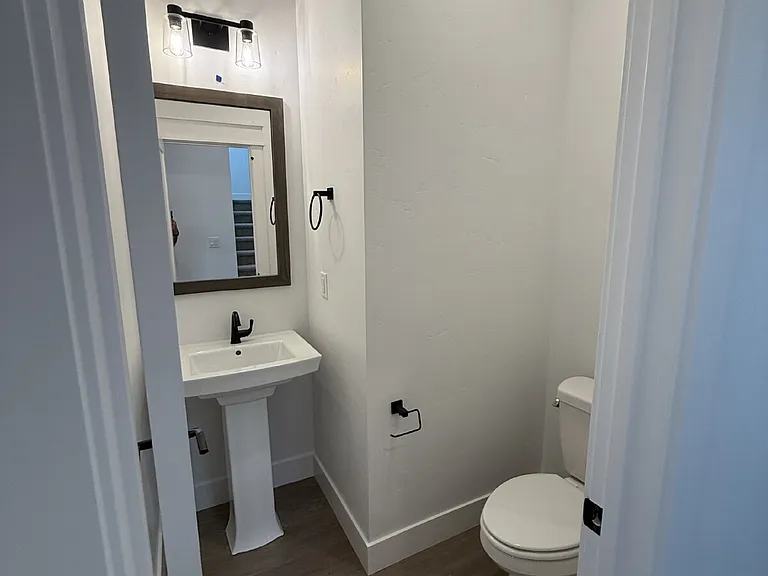 2300 E Valensole St — Photo 11
