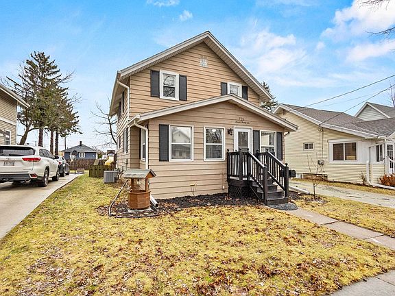 4th image of 726 W Summer St