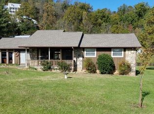 416 Apple Valley Rd, Sevierville, TN 37862