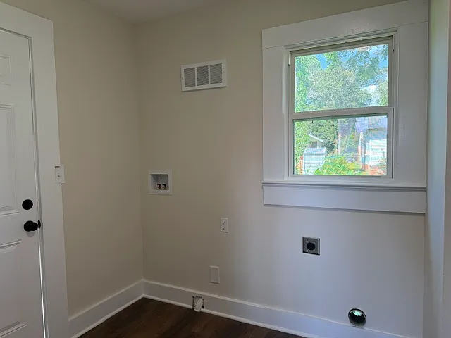 712 McMillon Ave SW — Photo 21
