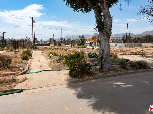 1039 Hartzell St, Pacific Palisades, CA 90272