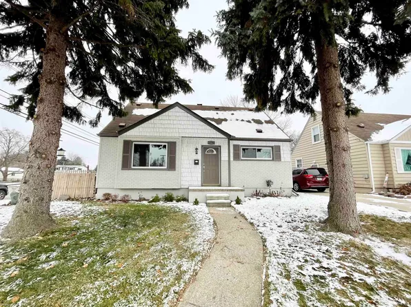 16790 Mayfield St, Roseville, MI 48066