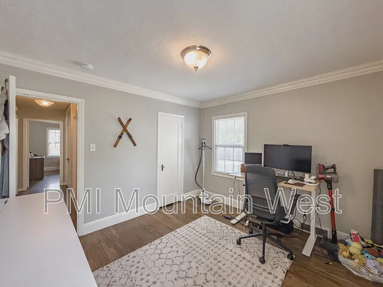 2122 S 1800 E — Photo 45