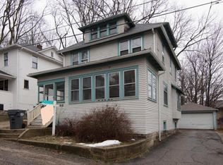 918 W Vine St, Kalamazoo, MI