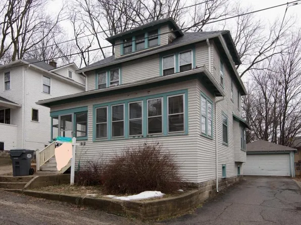 918 W Vine St, Kalamazoo, MI 49008