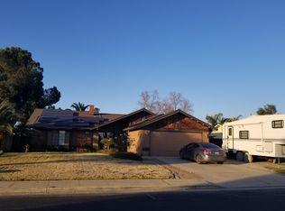 792 Lakewood Dr, Hanford, CA