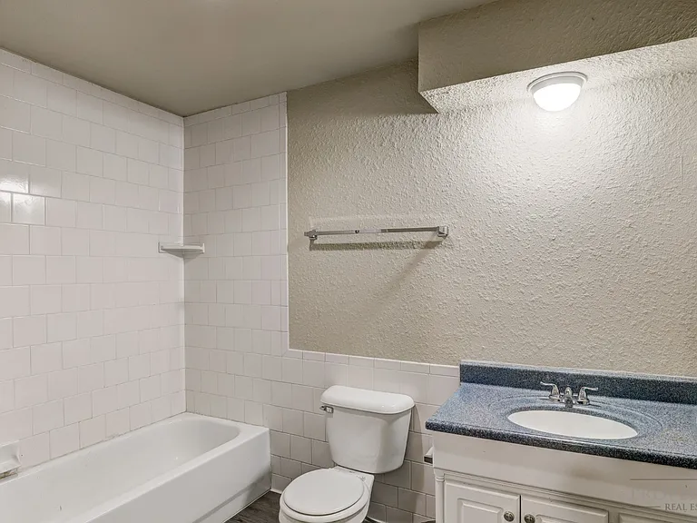 7507 Knight Lake Dr — Photo 12