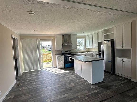 3rd image of 84 Drew Ln