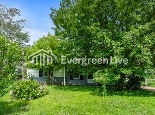 121 Edinburgh Dr, Athens, AL 35611