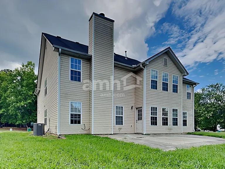 3341 Kittery Dr — Photo 18