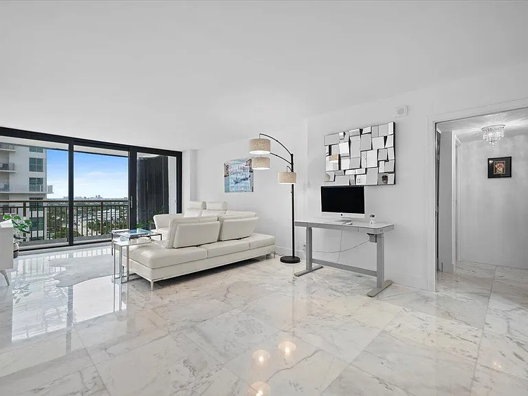 3400 N Ocean Dr #1806 — Photo 2