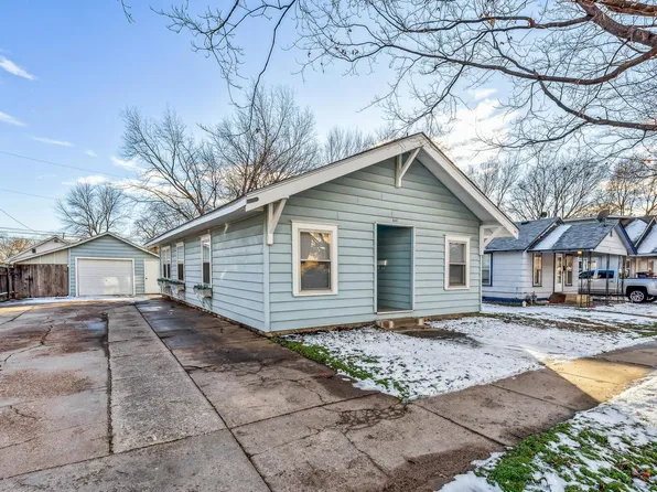 343 E High St, Augusta, KS 67010