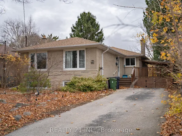 7 Brightside Dr, Toronto, ON M1E 3Y8