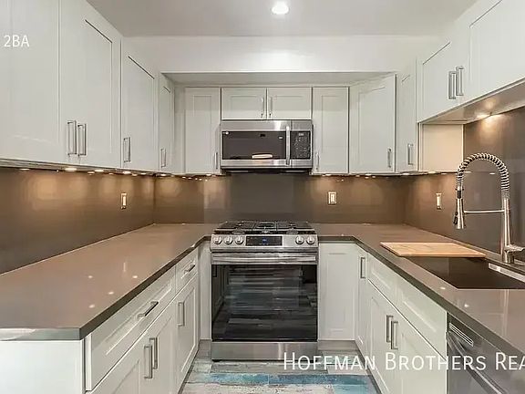 2nd image of 613 6th Ave #613