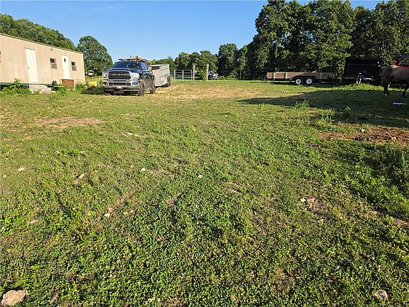 3rd image of 3980 Luper Rd