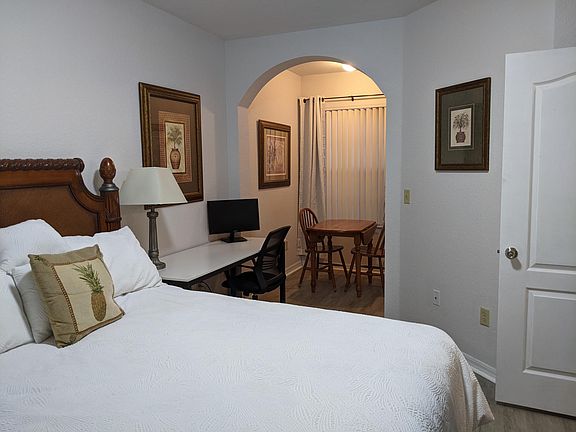 5th image of 106 SW Peacock Blvd #4102