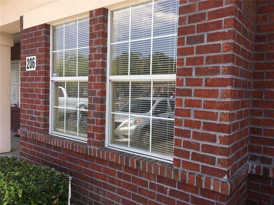 1st image of 13453 N Main St