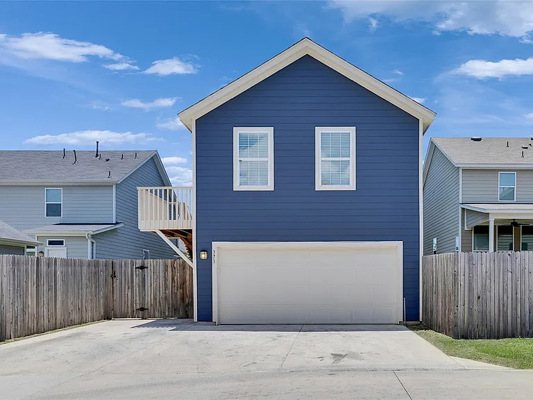 371 Ferrule Dr #B — Photo 2