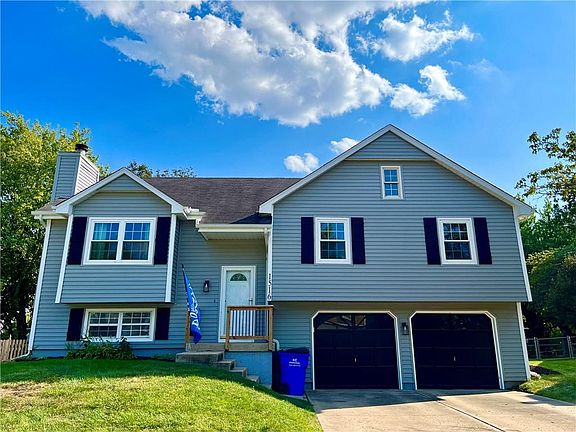 2nd image of 1516 SW Highland Dr