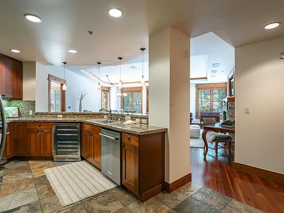 3rd image of 7001 Northstar Dr #406