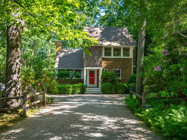 33 Laurel Ln, Sag Harbor, NY 11963