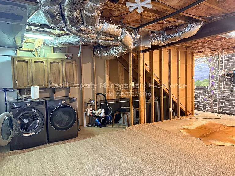 1208 Nottingham Dr — Photo 42